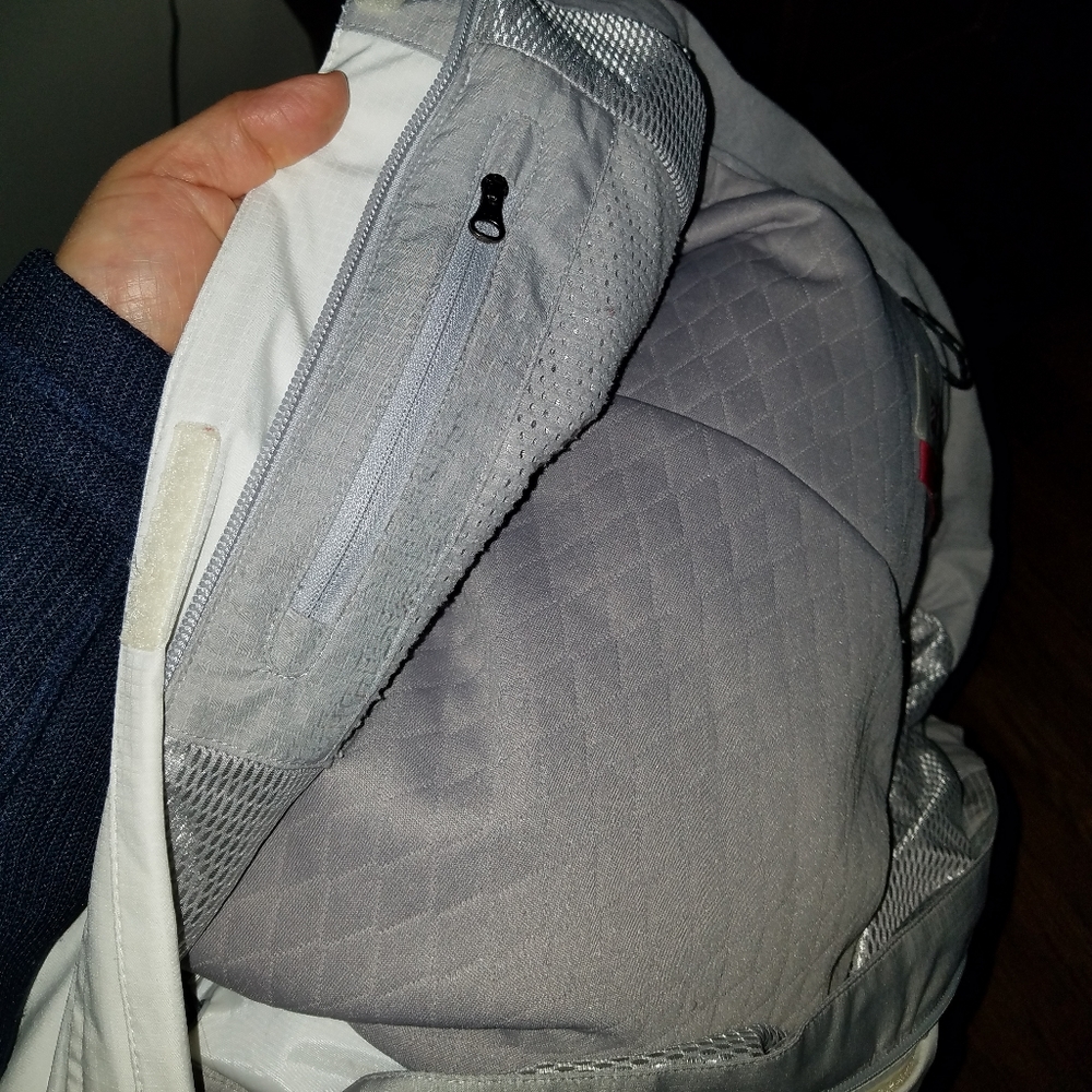 Alpine Insulated Jacket - Picture 10 of 16